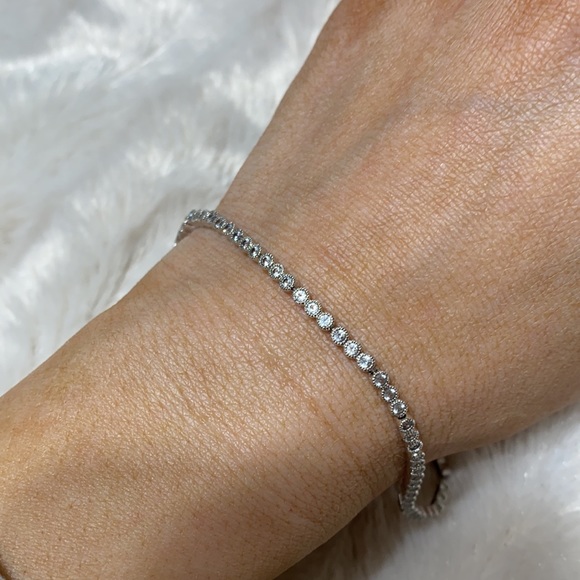 Tennis Bracelet - Picture 3 of 4